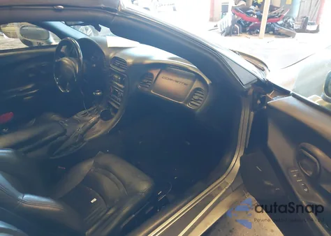 2000 Chevrolet Corvette from USA, damaged, VIN 1G1YY32G1Y5131937